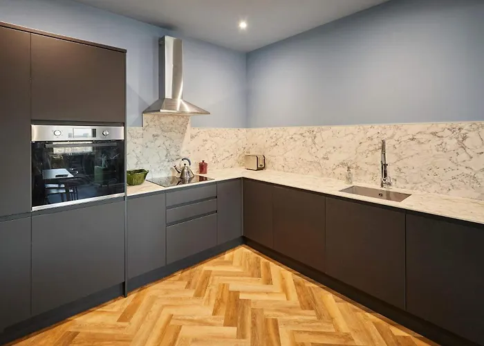 Apartment Host & - 18 The Zetland *