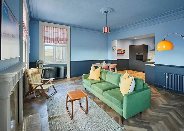 Apartment Host & - 18 The Zetland Saltburn-by-the-Sea